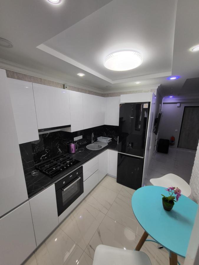 Vip Apartment For Lovers In Kischinau Exterior foto