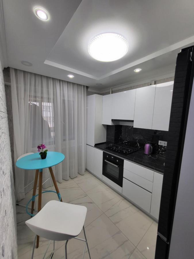 Vip Apartment For Lovers In Kischinau Exterior foto